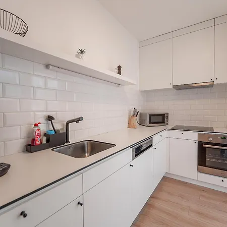 Bastion New With Parking كَشّا