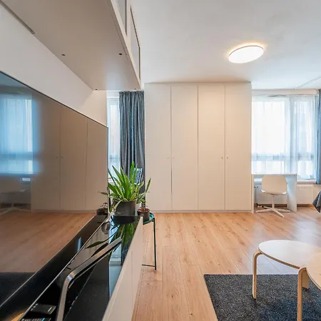 Bastion New With Parking Daire